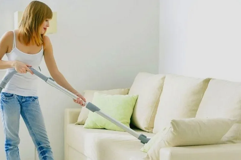 Khi nào cần vệ sinh sofa vải?